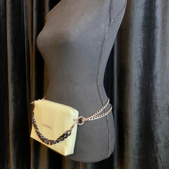 CHANEL seafoam green beauty line cosmetic pouch crossbody or bumbag tote - Picture 3 of 16